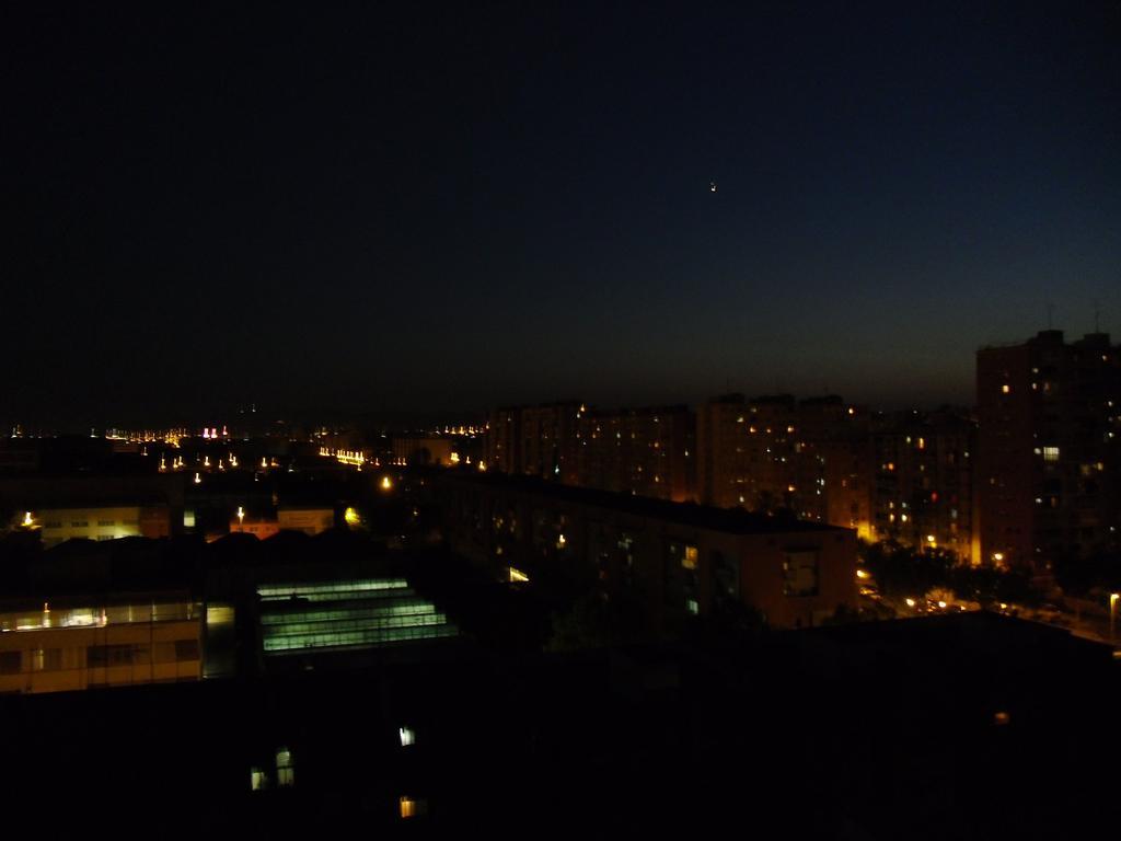 Atico Soleado Lejlighed L'Hospitalet de Llobregat Eksteriør billede